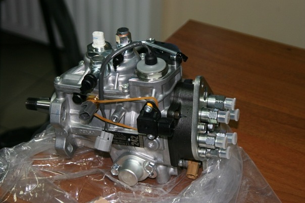 Toyota Lancruiser<br>221001C420<br><br>: 20000
