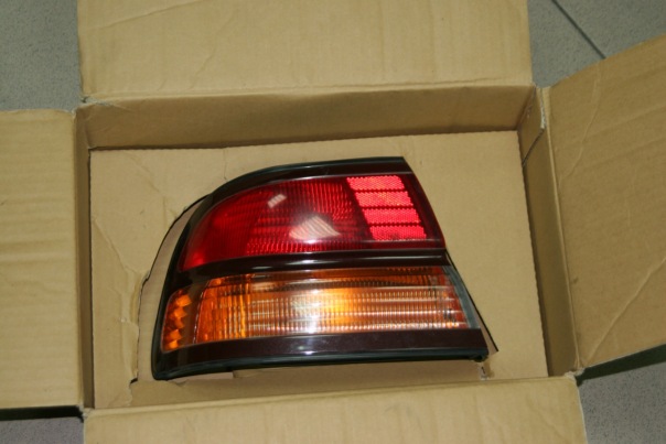 NISSAN MAXIMA <br>1995-2000. <br>            \ 2 .<br>:300,00 .( .)